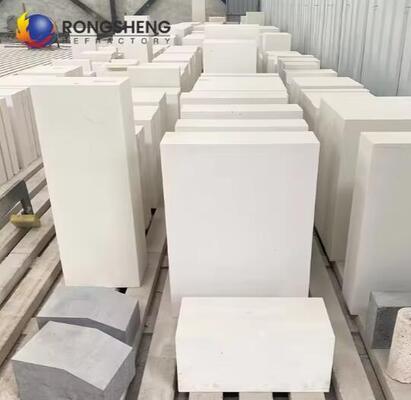 Износостойкий кирпич Rongsheng, плавленый литой блок Azs, литье циркониево-корундовых огнеупорных кирпичей для стекловаренной печи